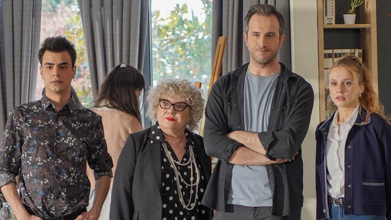 Menajerimi Ara yıktı geçti!